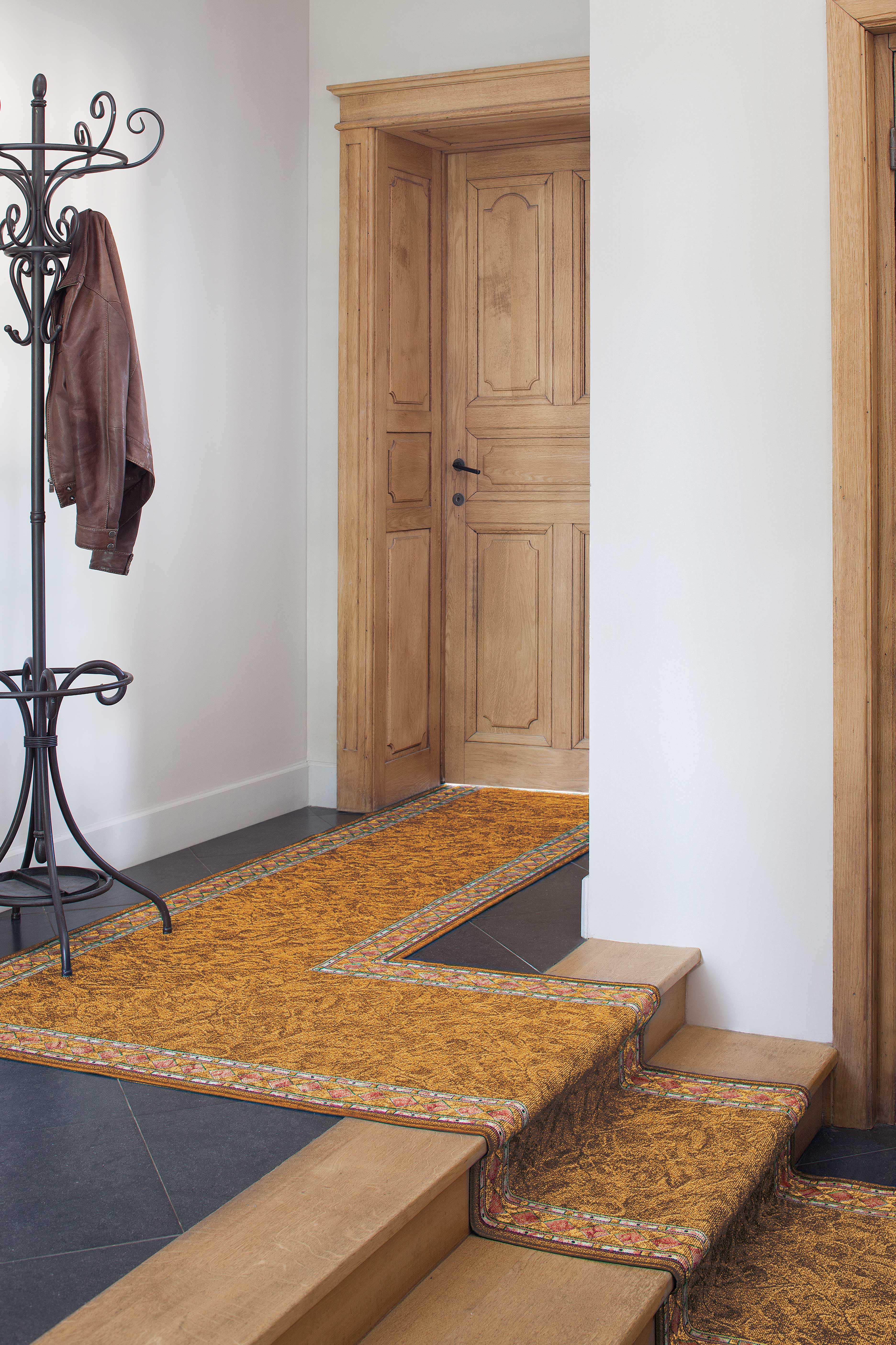 Teppichläufer Cheops Meterware Feinschlingen klassisches Design