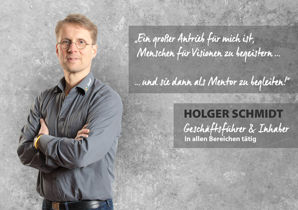 Portrait Holger Schmidt, Geschäftsführer und Inhaber von Schmidt -IHR AUSSTATTER.